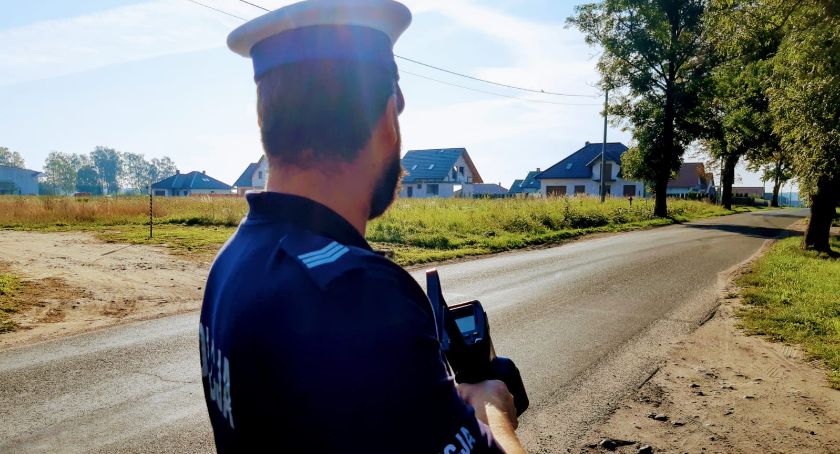 Stracili uprawnienia za zbyt szybką jazdę
