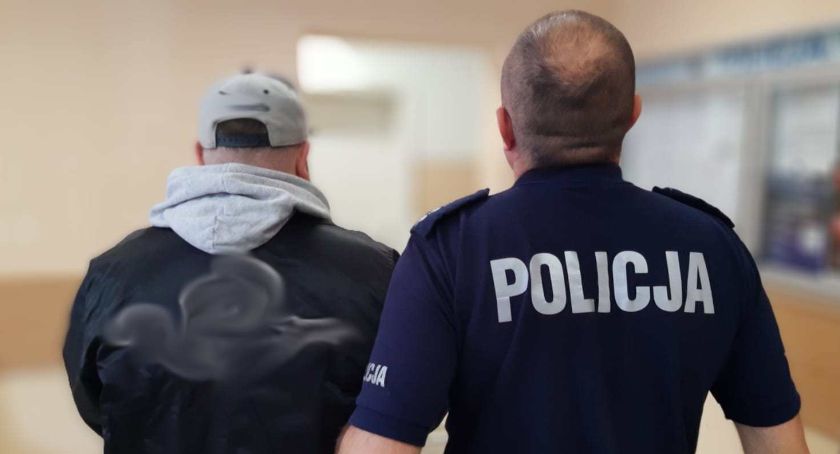 Ukradł portfele z niezamkniętego samochodu