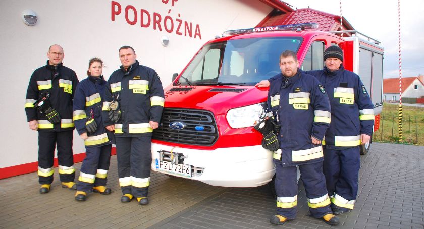 OSP Podróżna zbiera na sztandar