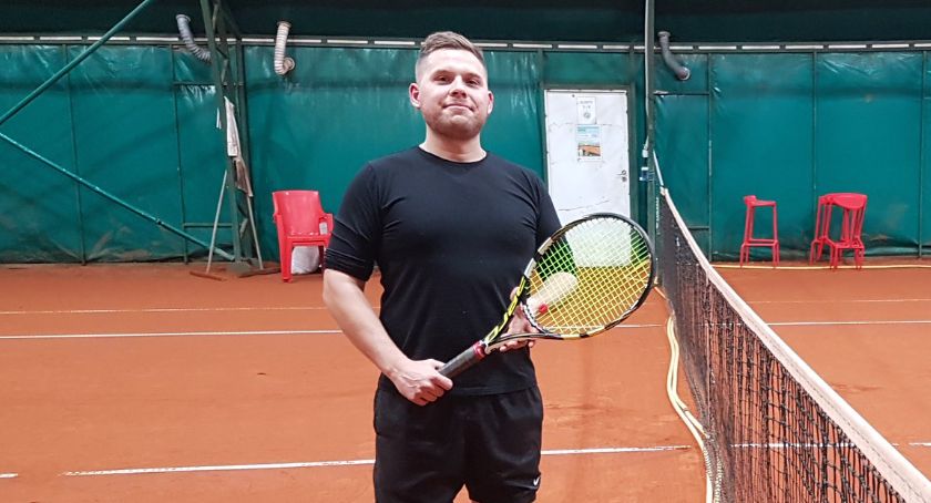 Udany debiut Wojciecha Linerta na kortach Parku Tenisowego Olimpia