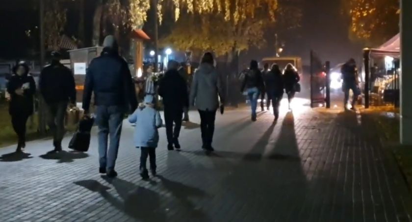 Szturm na cmentarze w całym powiecie