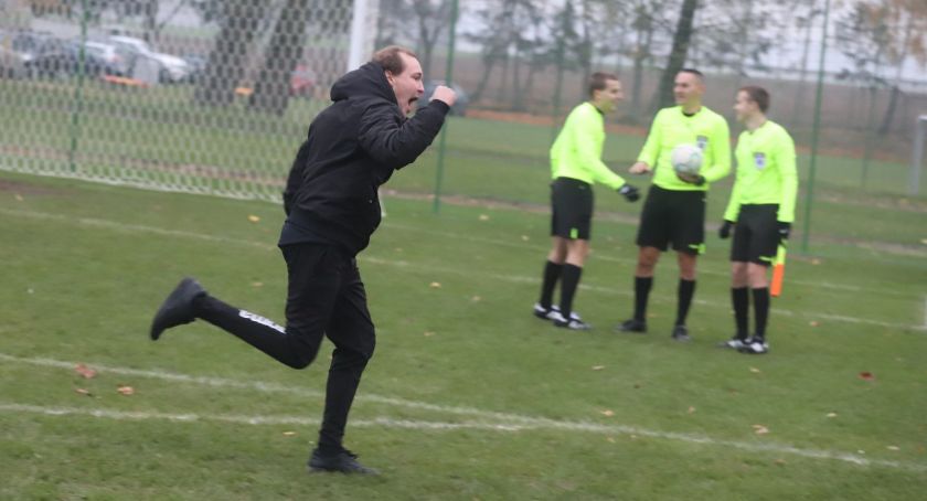Pogoń Łobżenica wygrała z Leśnikiem Margonin