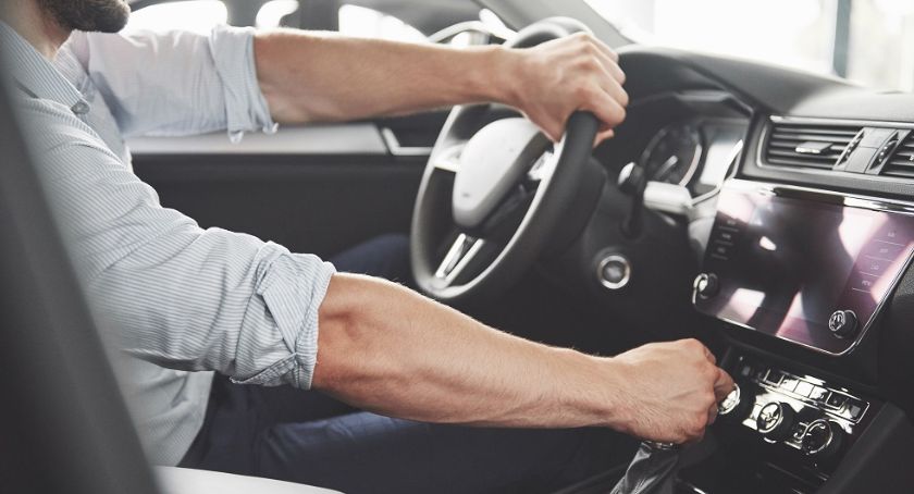 Udział własny, suma ubezpieczenia, amortyzacja części - na co powinieneś zwrócić uwagę przy wyborze autocasco?