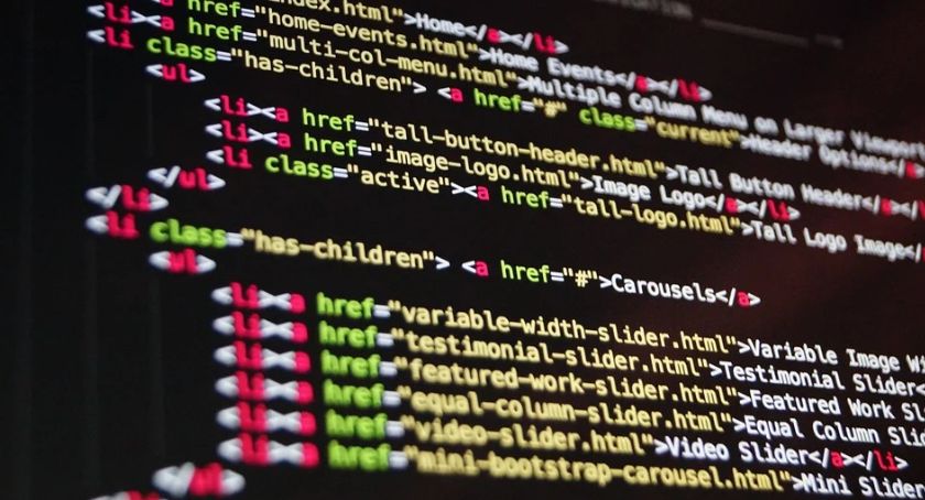 Zastanawiasz się nad założeniem firmowej strony internetowej? Zobacz, dlaczego warto to zrobić