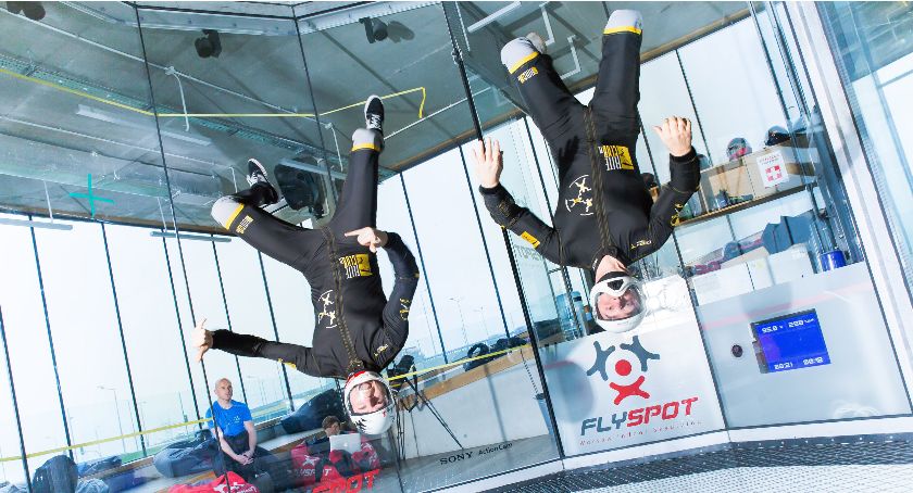 Wybierz loty w tunelu aerodynamicznym w Warszawie i poczuj buzującą adrenalinę!