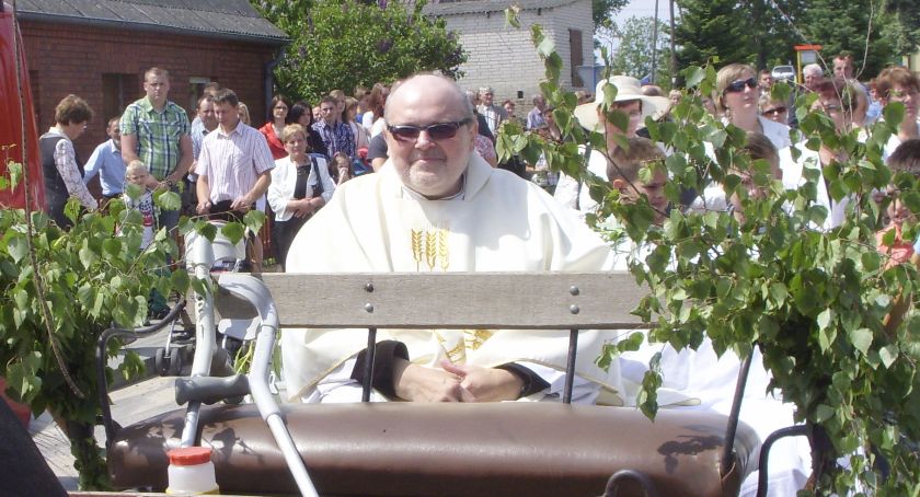 Został tu do końca