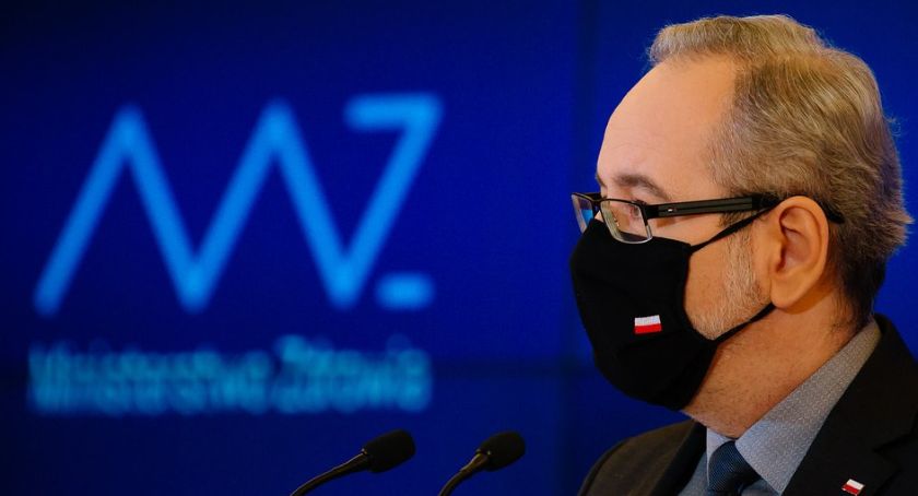 Konferencja MZ: Uczniowie klas I-III wracają do szkół