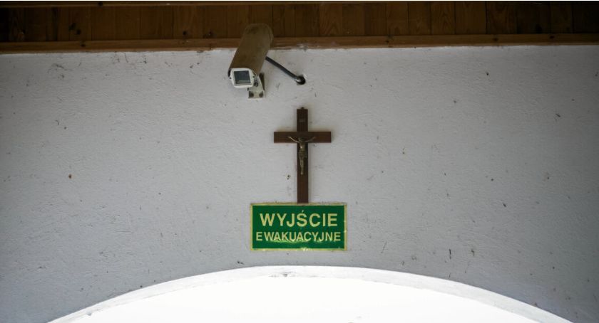 Czy chcesz odejść od Kościoła? SONDA