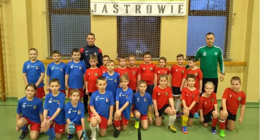 Pierwszy sparing pomiędzy Polonią Jastrowie a drużyną AP Start Jastrowie 