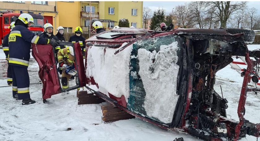 Wspólne ćwiczenia strażaków z OSP Krajenka i OSP Podróżna