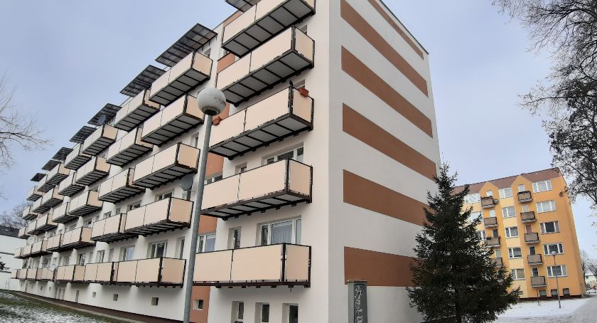 Nowe balkony, nowy plac