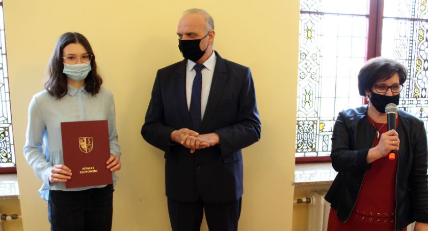 Stypendia i nagrody sportowe dla uczniów z I LO w Złotowie
