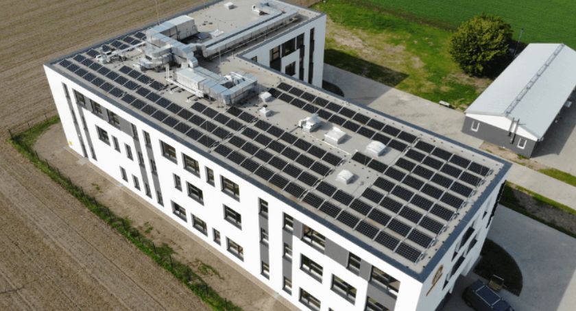 Fotowoltaika dla firm. Jakie warunki należy spełnić?