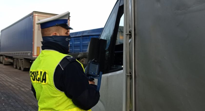 11 mandatów podczas policyjnej akcji Truck and Bus