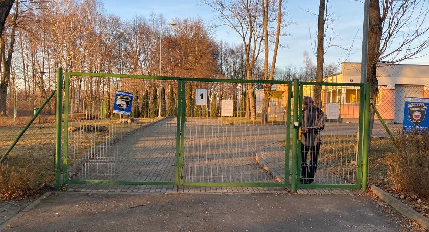 Boisko przy ul. Wioślarskiej nie do użytku