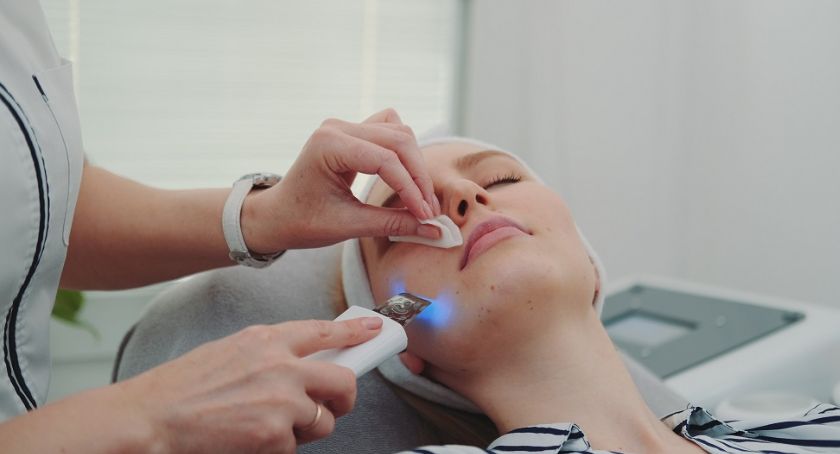 Peeling kawitacyjny w domu - sposób na piękną cerę