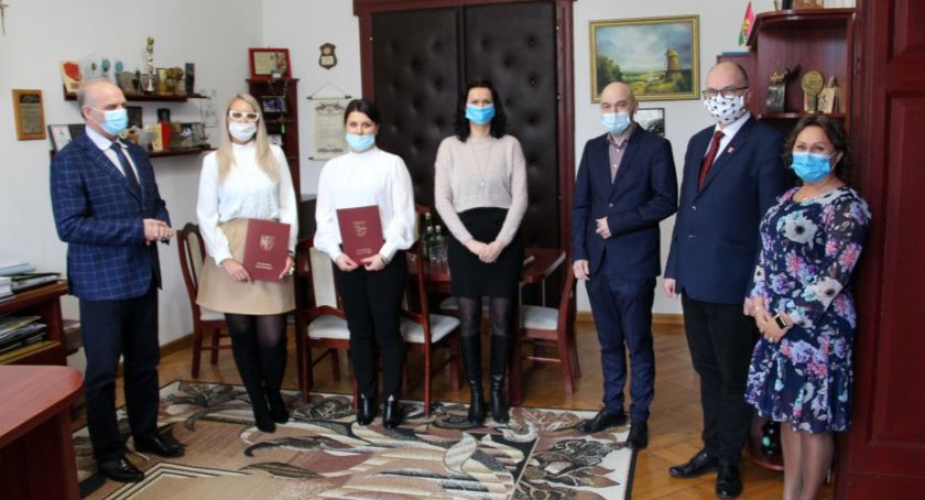 Uroczyste ślubowanie pracowników samorządowych