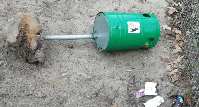 Kolejny akt wandalizmu w złotowskim Zwierzyńcu 