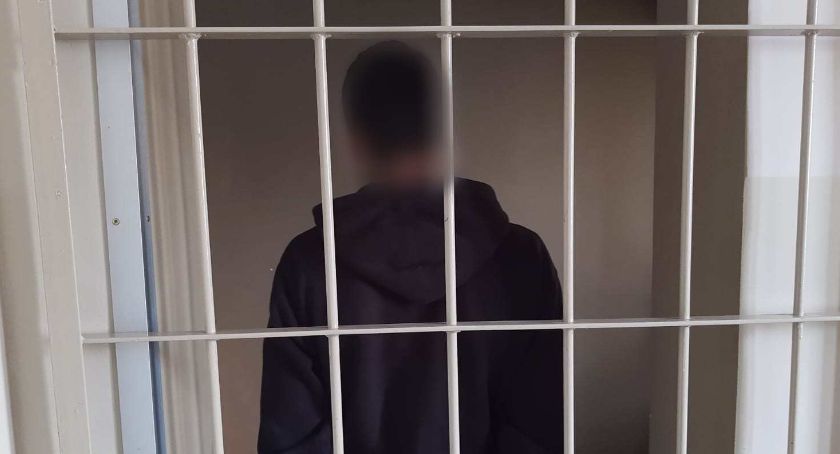 Agresywni i pijani bracia zatrzymani przez policję
