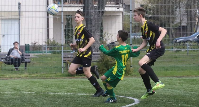 Trampkarze FA Fair Play Złotów zwycieżyli z Tarnovią Tarnówka