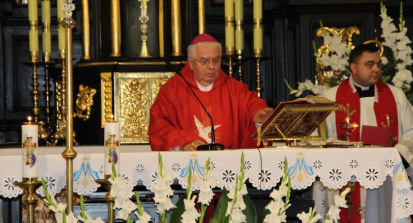 Papież Franciszek przyjął rezygnację biskupa bydgoskiego Jana Tyrawy