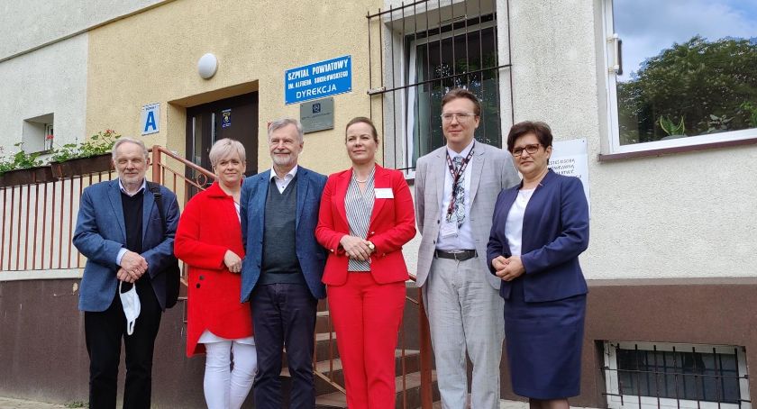  Minister Marek Balicki z wizytą w Centrum Zdrowia Psychicznego w Złotowie