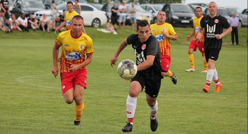 Derby gminy Zakrzewo na remis