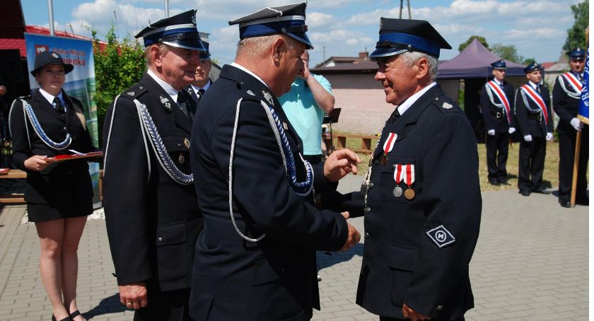 90-lecie i nadanie sztandaru OSP w Podróżnej