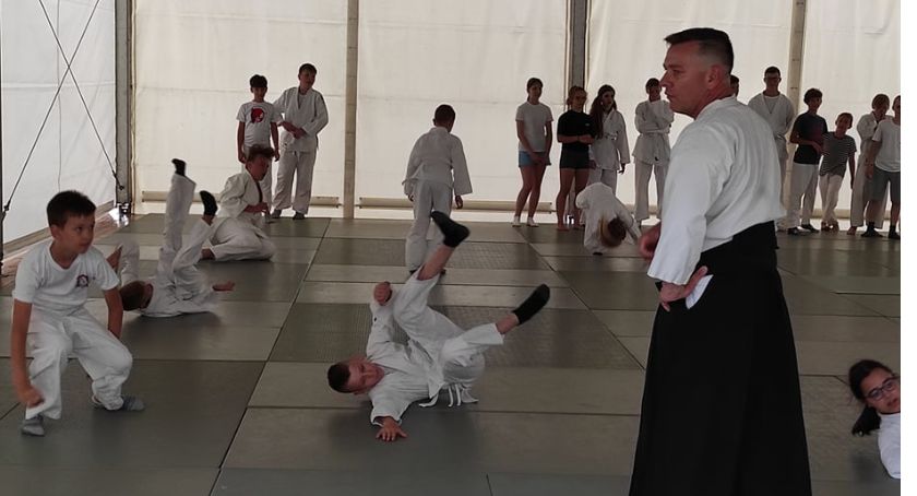 Złotowski Klub Aikido na obozie sportowym w Rewalu