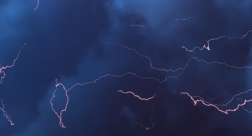 Możliwe burze z gradem w powiecie złotowskim