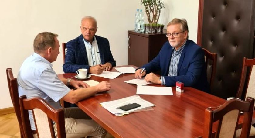Umowa zawarta, przed nami przebudowa drogi Łąkie-Trudna