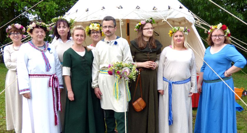 Ziemia jest pełna śladów przeszłości