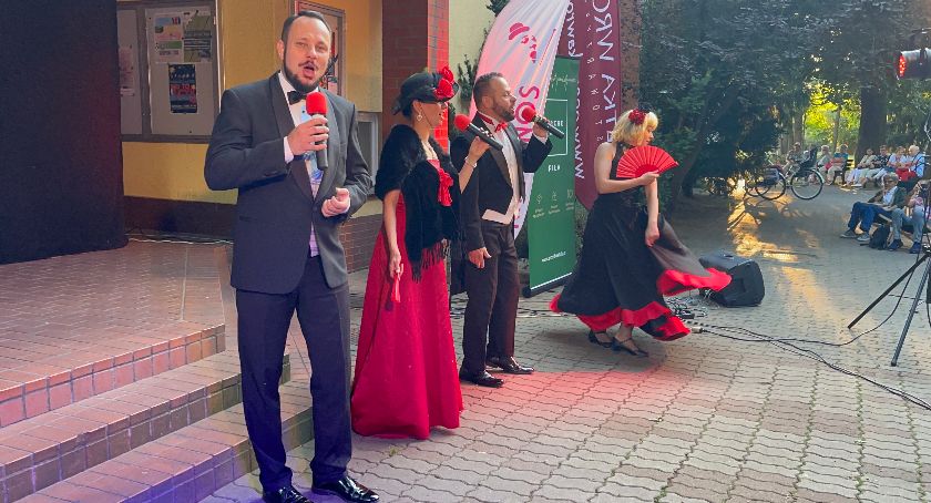 Operetka na wynos w Złotowie