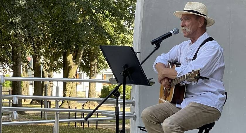 Herbata u Bułata - koncert w muszli koncertowej