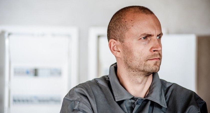 Perspektywiczny zawód, kurs online- jak się przebranżowić w kilka miesięcy?