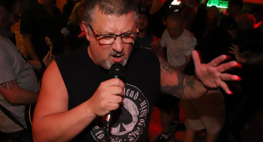 Punkowe zakończenie wakacji w złotowskiej Piwni