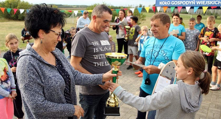 Sportowy festyn rodzinny w Nowinach