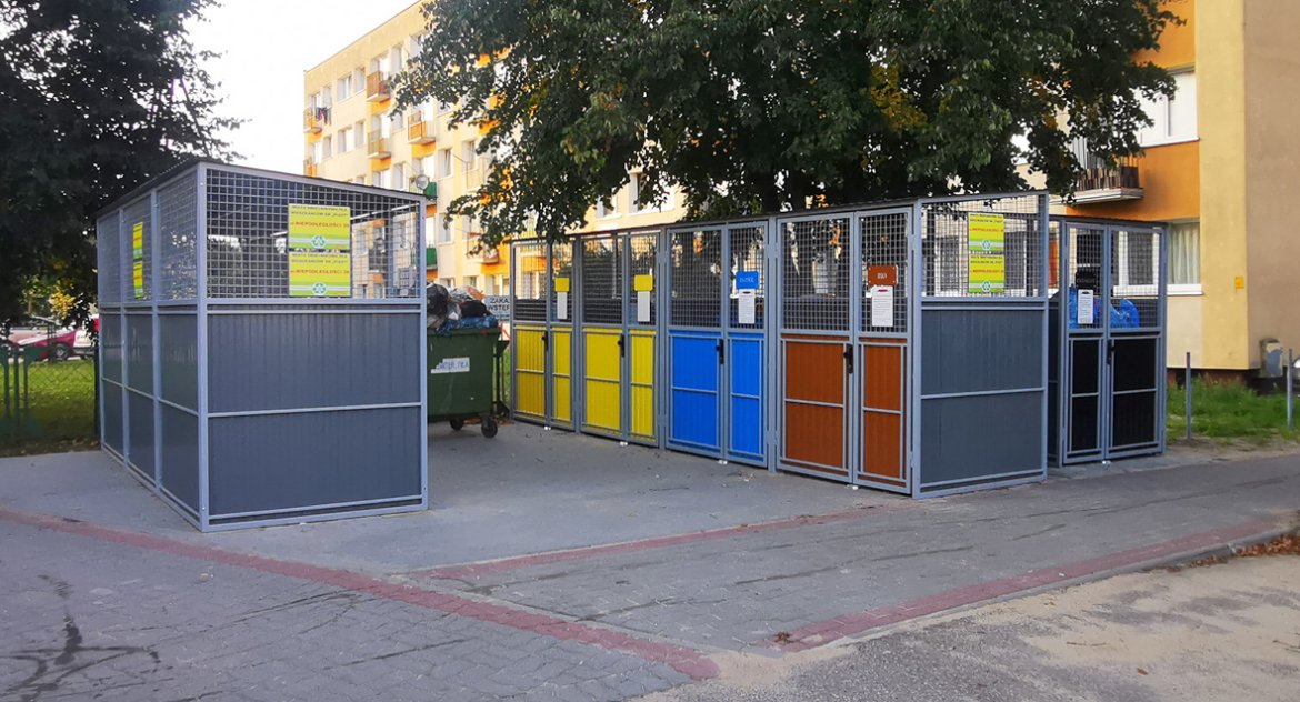 Burmistrz Okonka robi porządek na Niepodległości