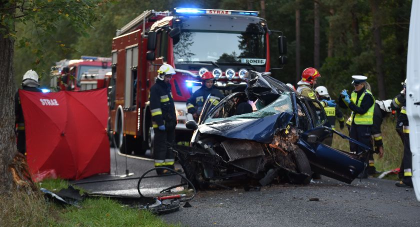 Wypadek na trasie Święta - Kleszczyna. Dwie osoby poszkodowane