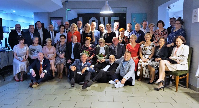 Spotkali się 40 lat po maturze