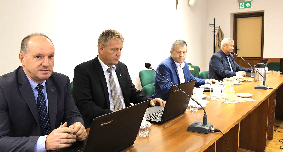 Czy wymiana lamp w Łobżenicy się opłaci?