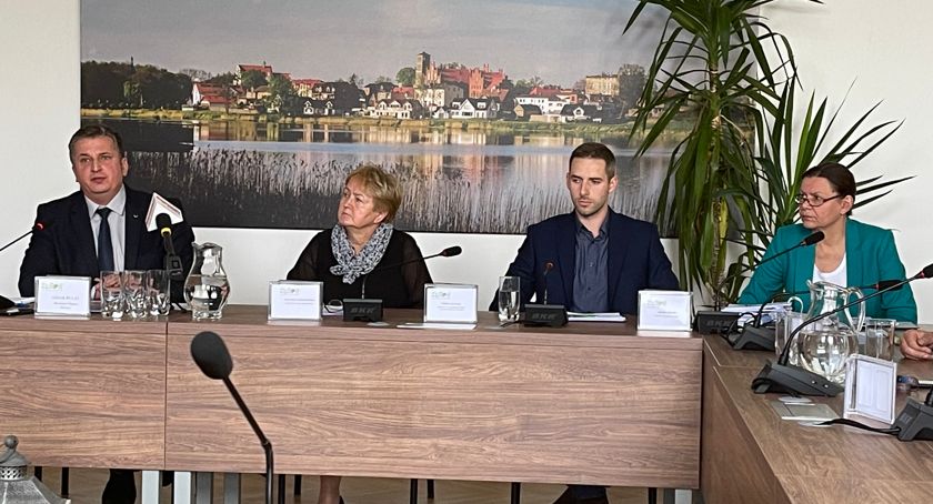 Burmistrz nie da radnym alternatywy