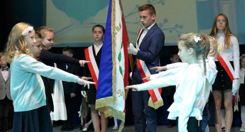 Ślubowanie pierwszoklasistów w Lipce