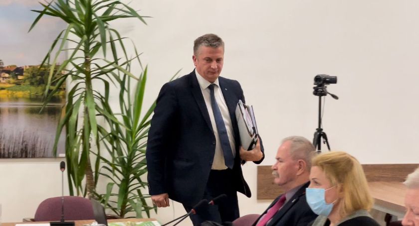 Burmistrz chce wszystko, radni chcą kompromisu