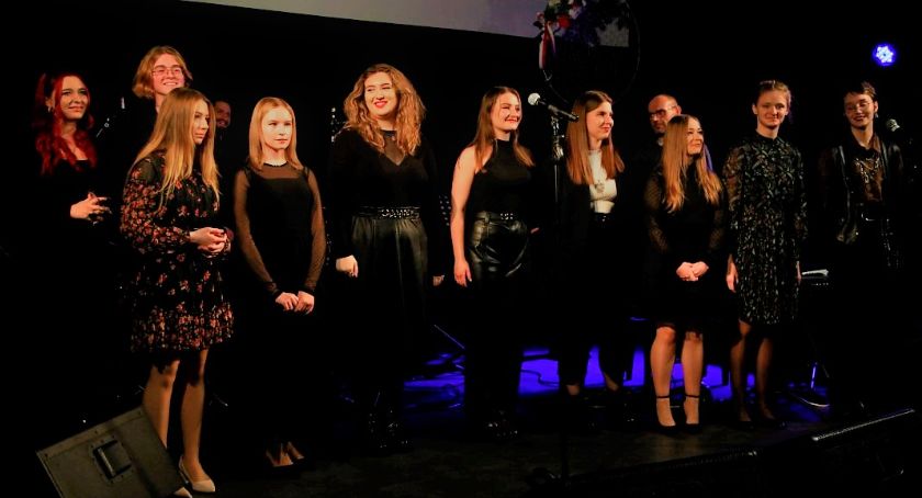 Młodzi w rytmie Niepodległej - koncert w Złotowie