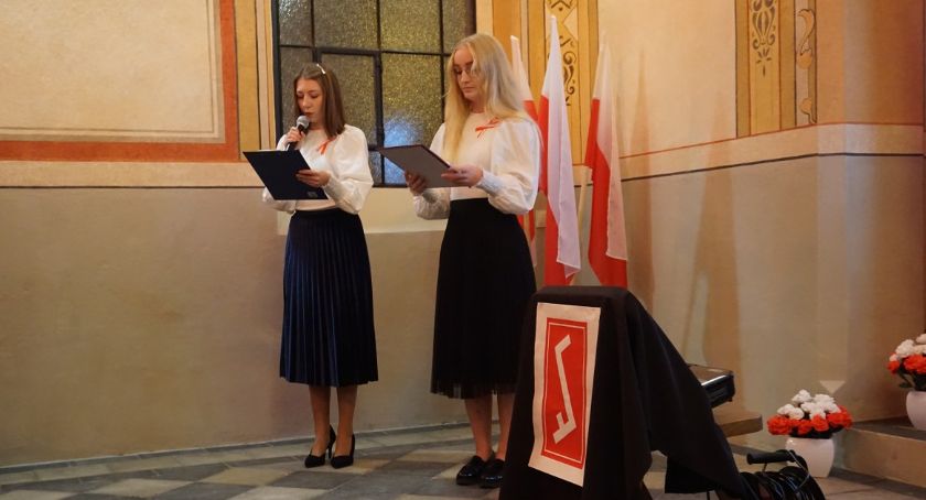 Patriotycznie w złotowskiej kaplicy