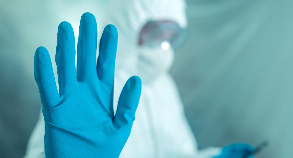 Łóżka w złotowskim szpitalu przeznaczone dla zarażonych COVID-19 szybko się zapełniają