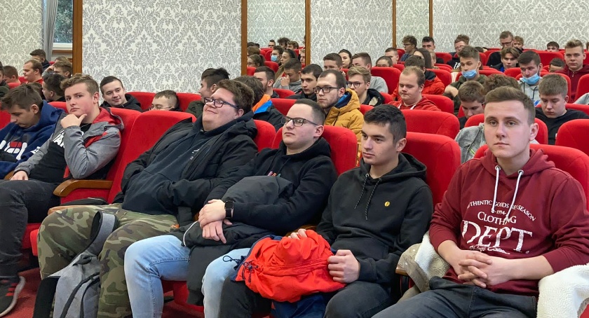 Podsumowanie projektu: Kompetencje zawodowe dla rozwoju gospodarki opartej na wiedzy