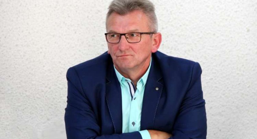 Co robią przewodniczący komisji? Nic!