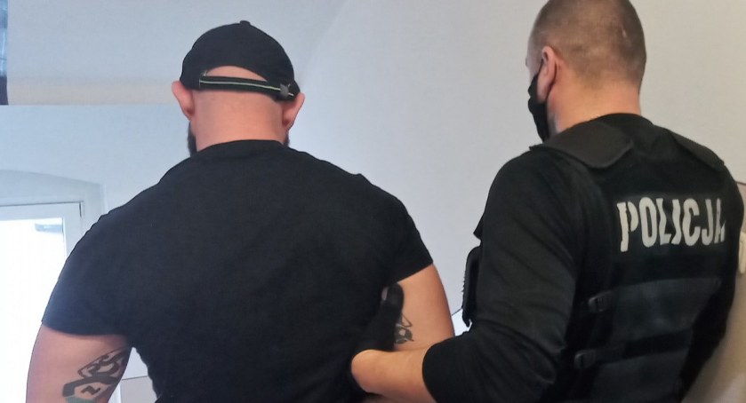 Policja zatrzymała „bohatera” listu gończego, który postanowił w Złotowie zatankować za darmo